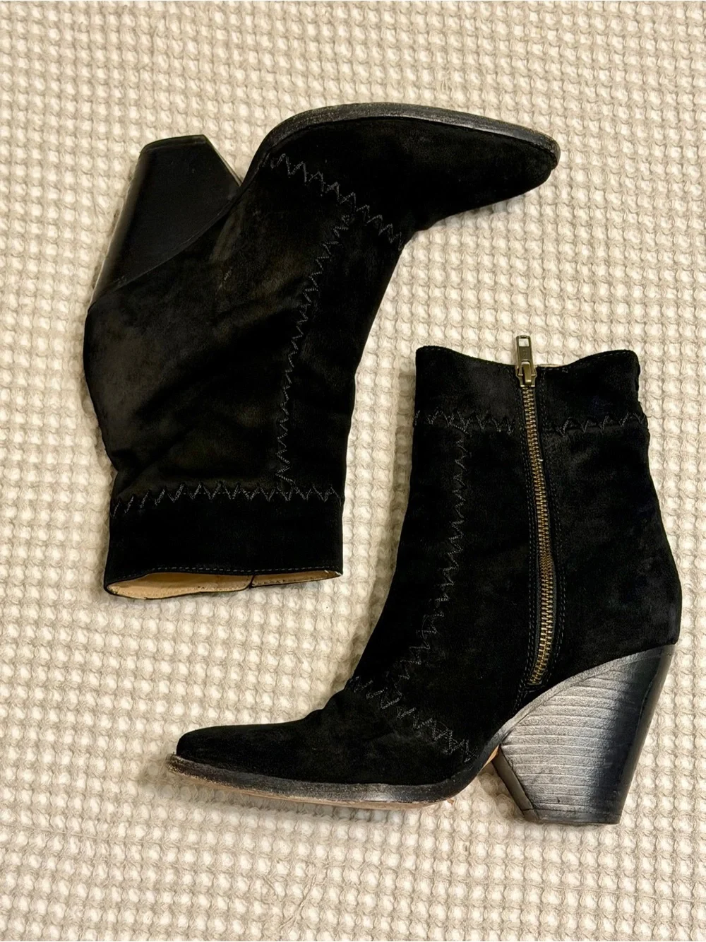 SOLD!!! Spell & The Gypsy Zephyr Suede Boots Black